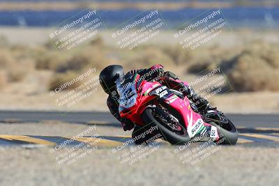 media/Mar-23-2025-CVMA (Sun) [[674f32b282]]/Race 17-Formula Middleweight (HOLESHOT)/